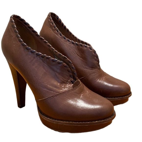 UGG Shoes - UGG Jameson Brown Leather Platform Heels, Size 9